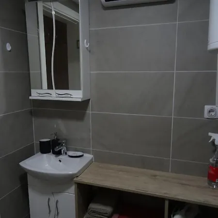 شقة N&n Vrnjačka Banja